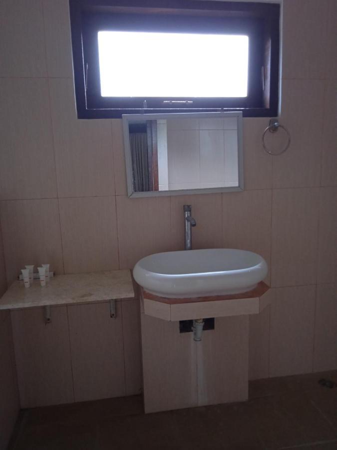 Family House Hotel Kuta Kuta  Kültér fotó